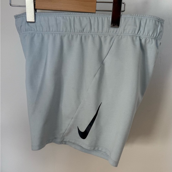 Nike Dri-FIT Light Blue Shorts XS - Picture 7 of 8
